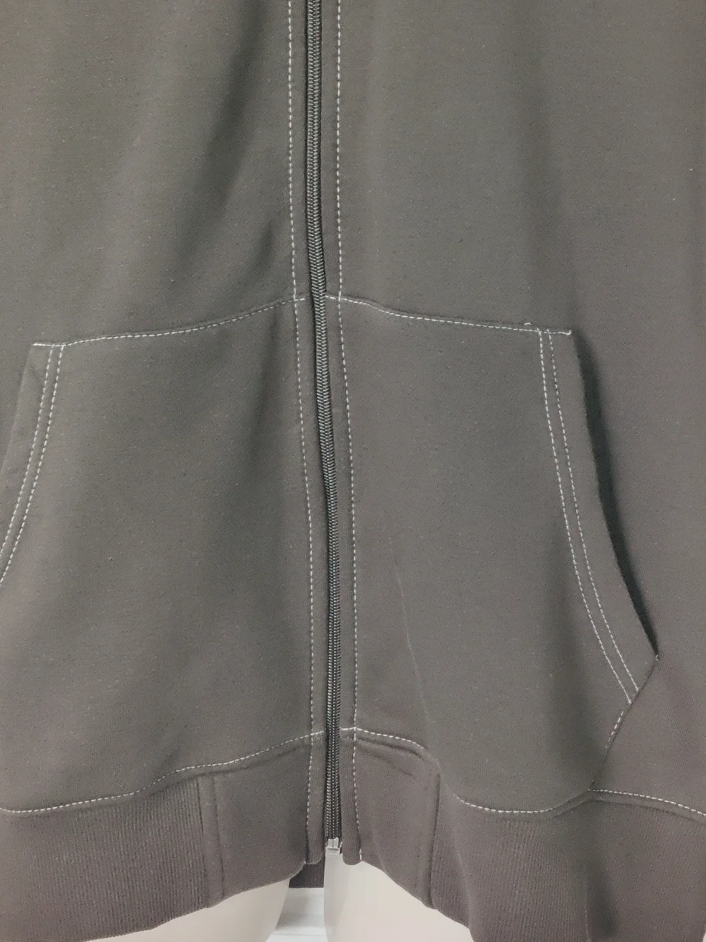 True Religion Men's Buddha Logo Seal Zip Hoodie Size XL NWT MSRP $119.00